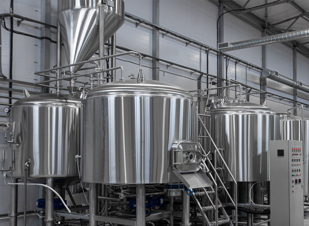 Brewery,craft brewery equipment,beer equipment,brewhouse system, fermenter, brew house, brewing house, fermentation tank,fermenter, microbrewery wort boiling, wort kettle Microbreweries, micro brewery, micro brewery, fermenters, brewery supplies